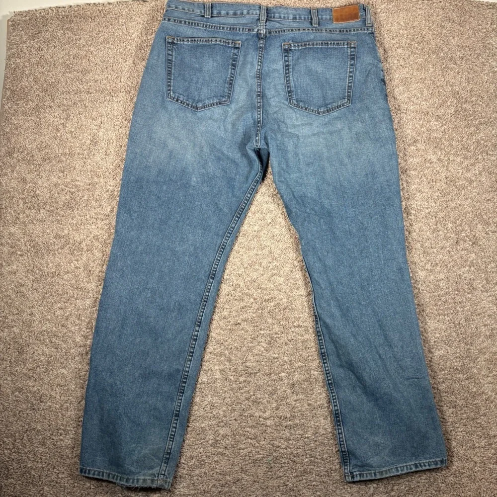 J.Crew Mens Straight Leg Jeans Medium Wash Blue Denim 38x32 Zip Fly Cotton Blend